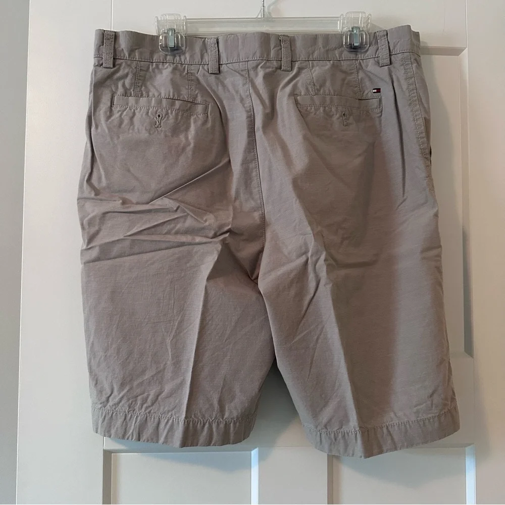 Tommy Hilfiger Gray Flat Front Shorts - Picture 4 of 8